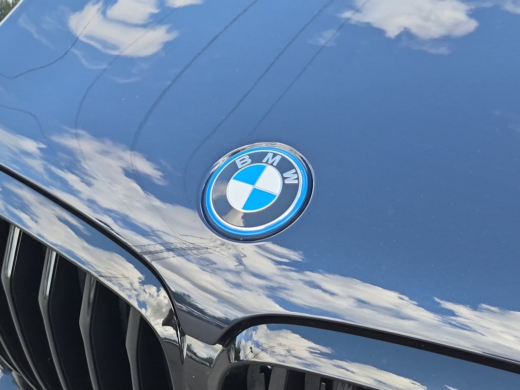 Thumbnail: 2023 BMW X5 - 7
