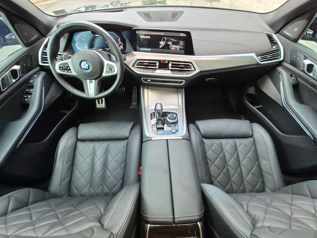 Thumbnail: 2023 BMW X5 - 10
