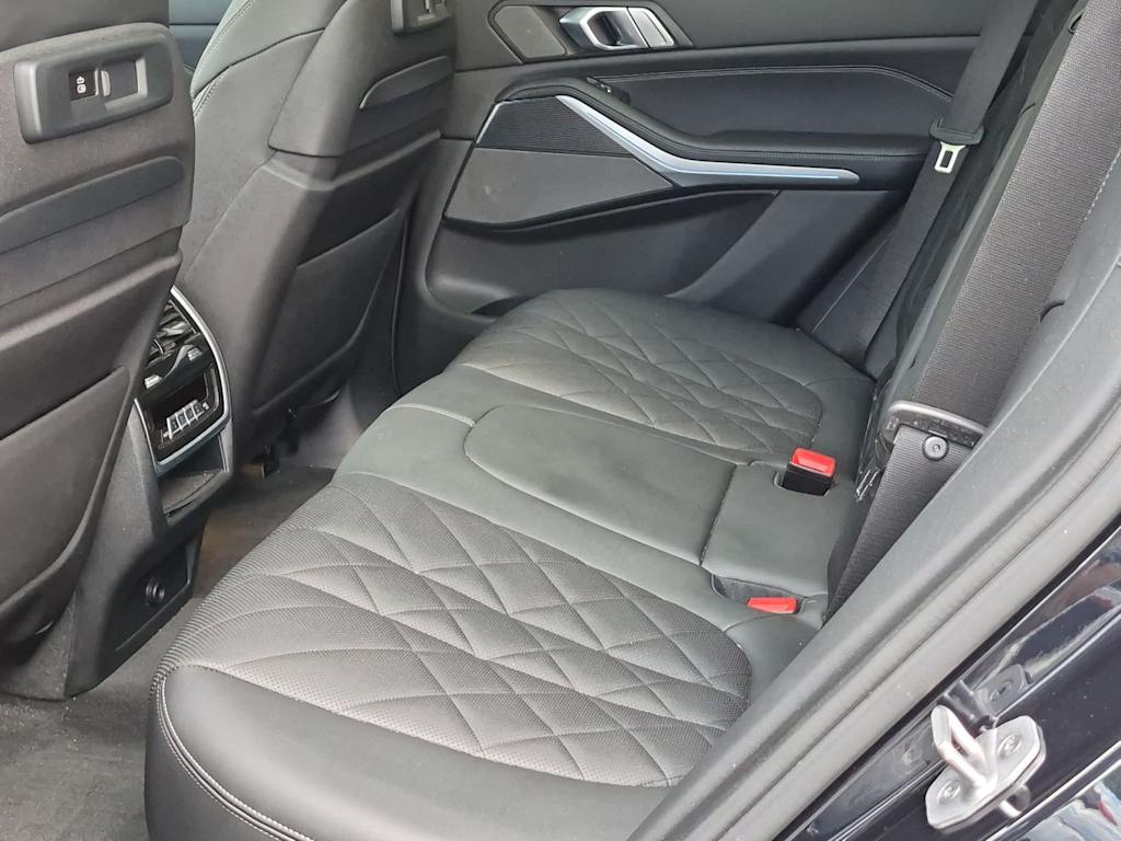 Thumbnail: 2023 BMW X5 - 29