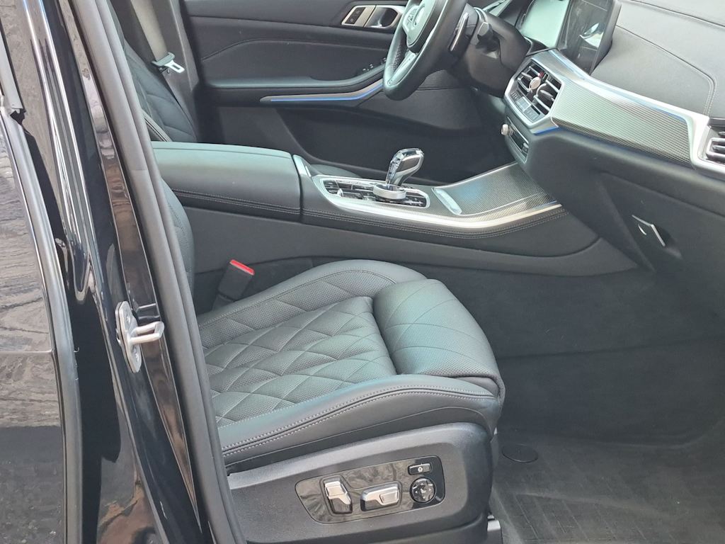Thumbnail: 2023 BMW X5 - 12