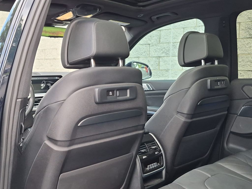 Thumbnail: 2023 BMW X5 - 13