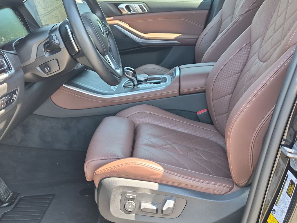 Thumbnail: 2023 BMW X5 - 11