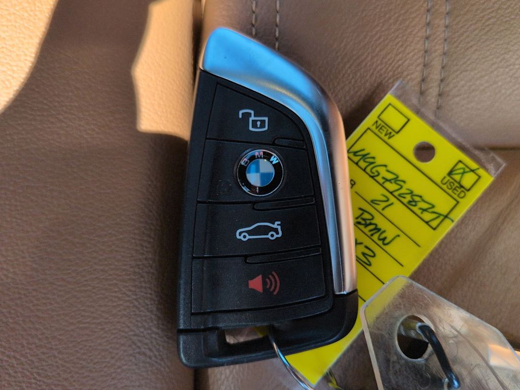 Thumbnail: 2021 BMW X3 - 18