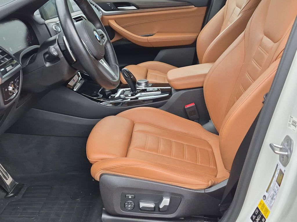 Thumbnail: 2021 BMW X3 - 11