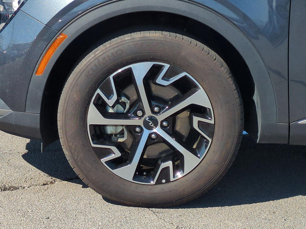 Thumbnail: 2023 Kia Sportage - 8