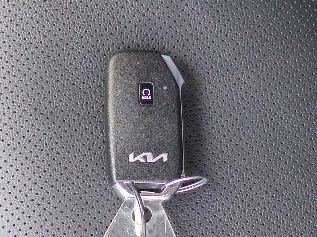 Thumbnail: 2023 Kia Sportage - 19