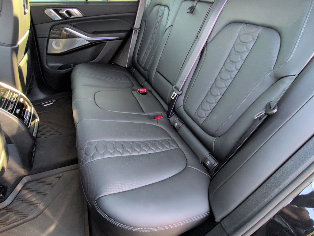 Thumbnail: 2026 BMW X5 - 13