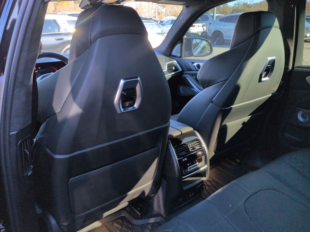 Thumbnail: 2026 BMW X5 - 24