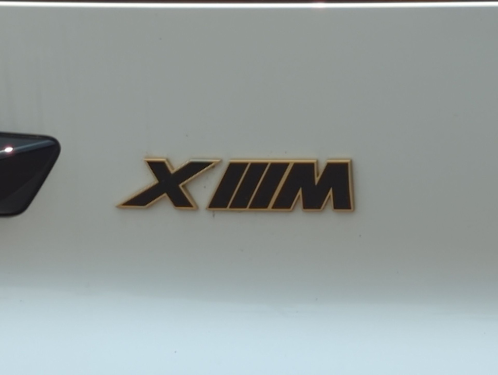 Thumbnail: 2023 BMW XM - 24