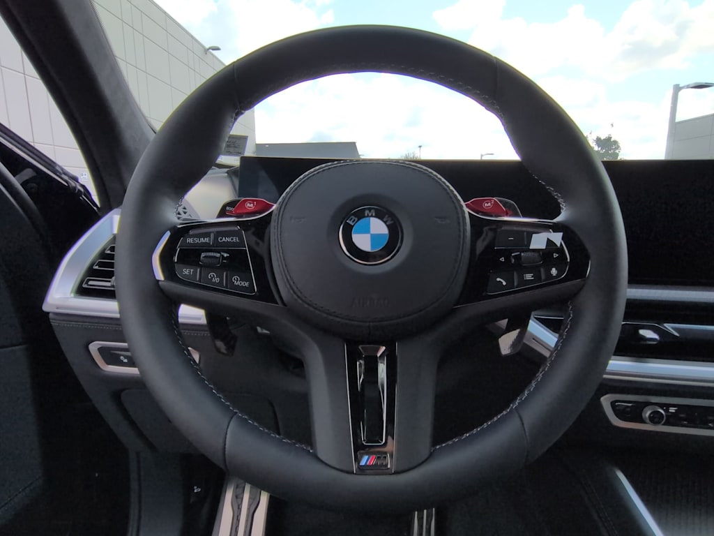 Thumbnail: 2026 BMW XM - 13