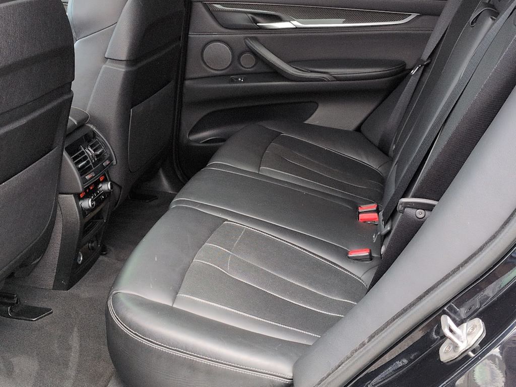 Thumbnail: 2018 BMW X5 - 30