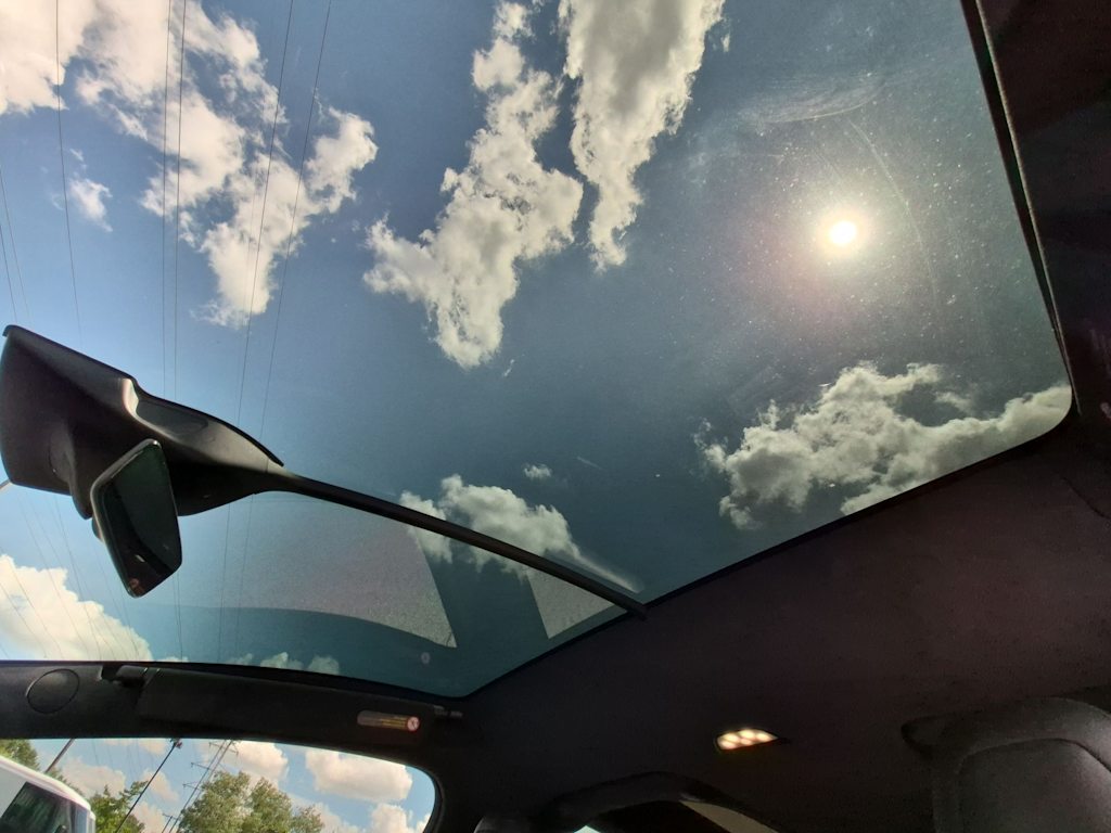 Thumbnail: 2022 Tesla Model X - 24