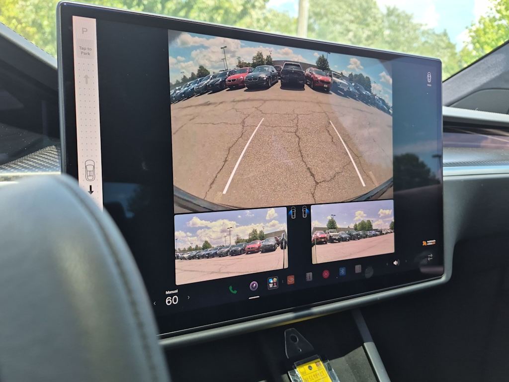 Thumbnail: 2022 Tesla Model X - 33