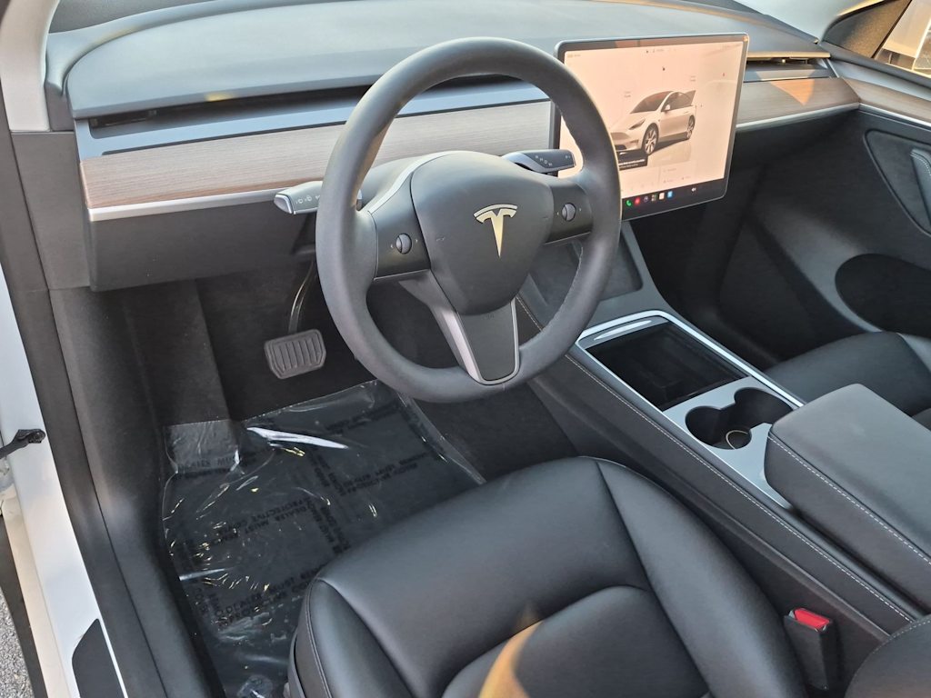 Thumbnail: 2023 Tesla Model Y - 2