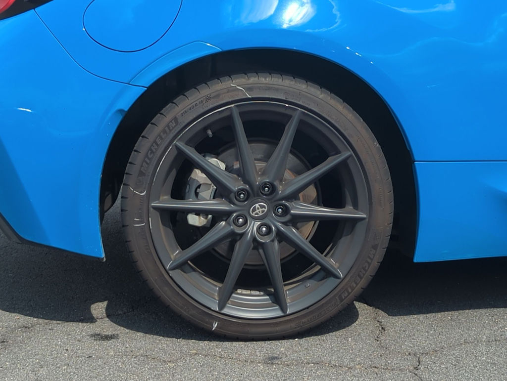 Thumbnail: 2022 Toyota GR86 - 4