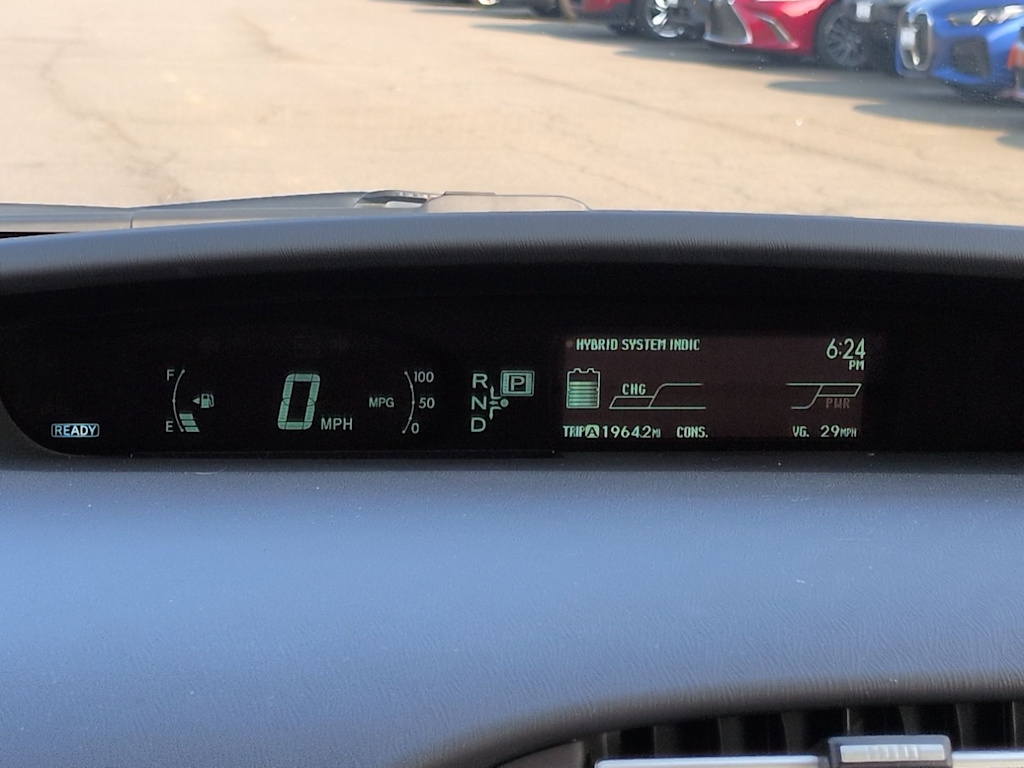 Thumbnail: 2015 Toyota Prius - 36