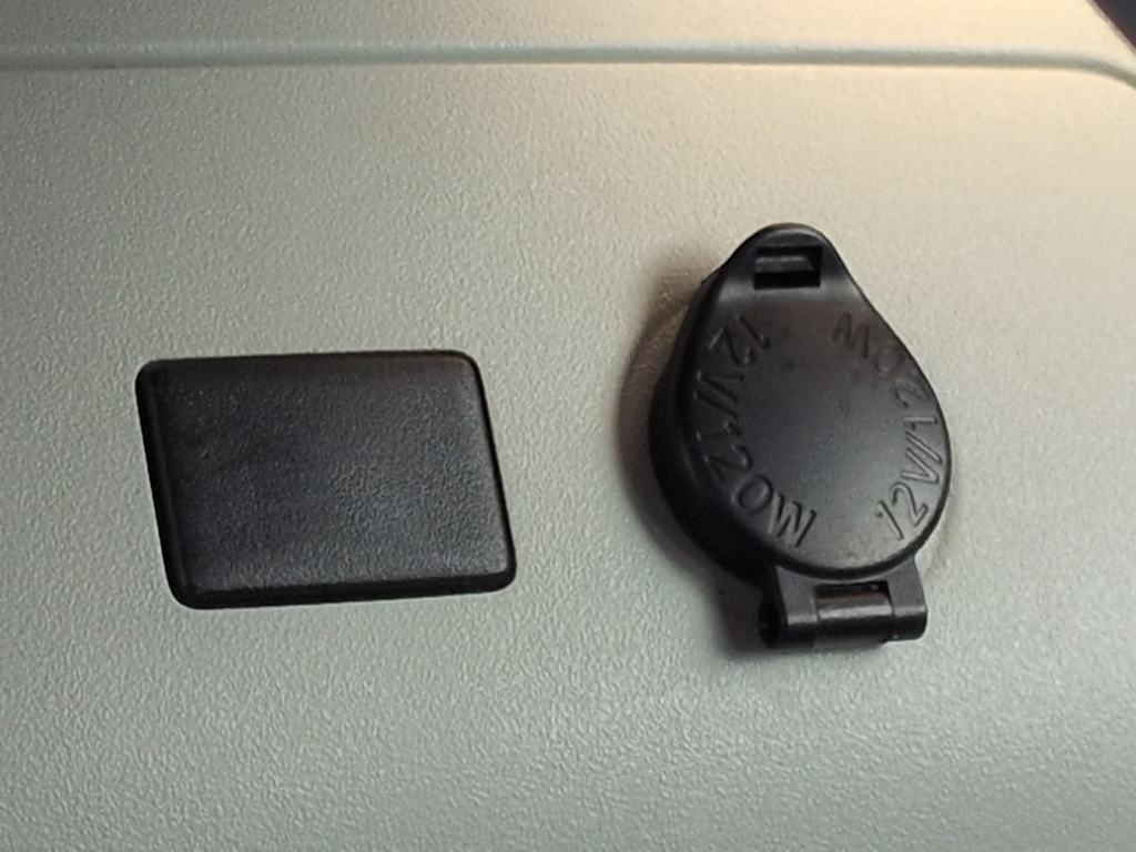 Thumbnail: 2015 Toyota Prius - 34