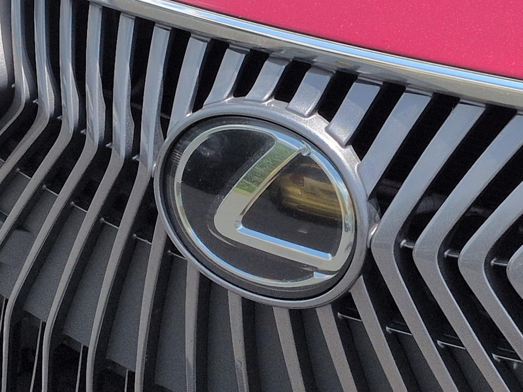 Thumbnail: 2019 Lexus ES - 7