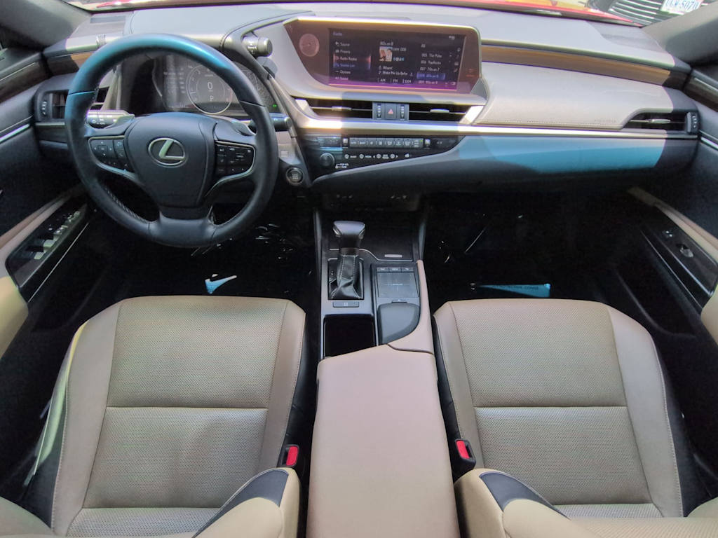 Thumbnail: 2019 Lexus ES - 9
