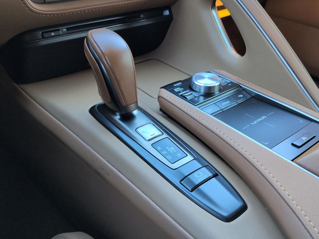 Thumbnail: 2021 Lexus LC - 15