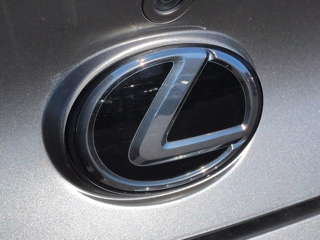 Thumbnail: 2021 Lexus LC - 24