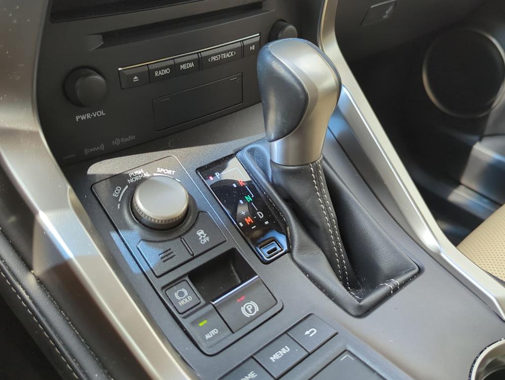 Thumbnail: 2015 Lexus NX - 14