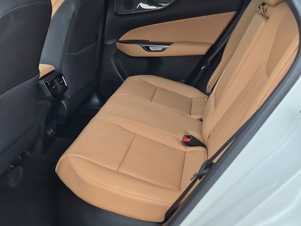 Thumbnail: 2024 Lexus ES - 29