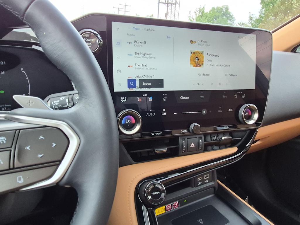 Thumbnail: 2024 Lexus ES - 15