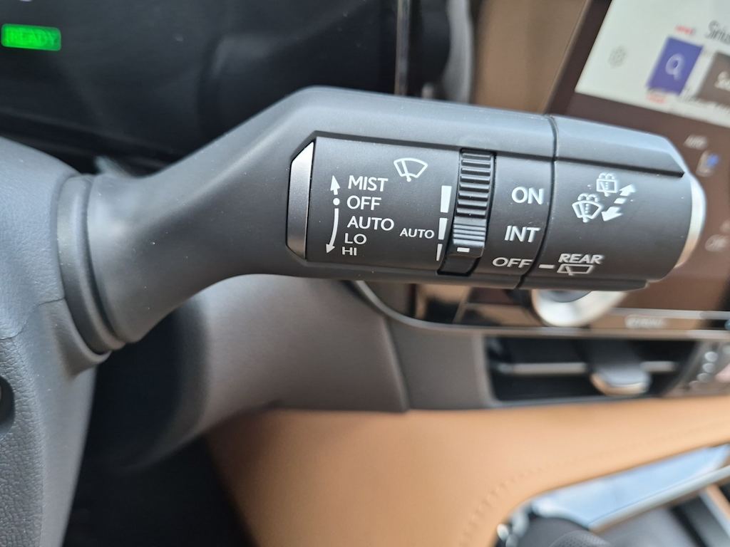 Thumbnail: 2024 Lexus ES - 34