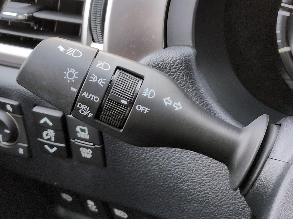 Thumbnail: 2023 Lexus GX - 14