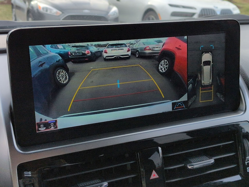 Thumbnail: 2023 Lexus GX - 36