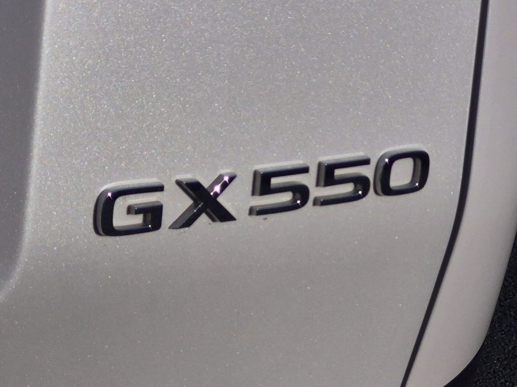 Thumbnail: 2024 Lexus ES - 26