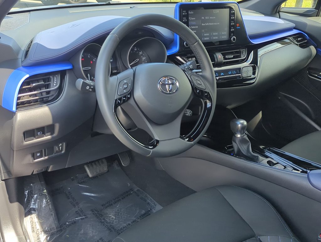 Thumbnail: 2022 Toyota C-HR - 2