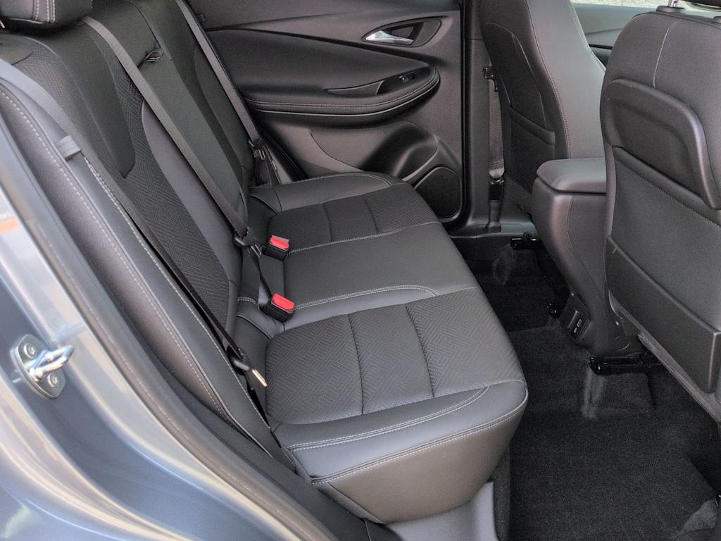 Thumbnail: 2022 Buick Encore GX - 30