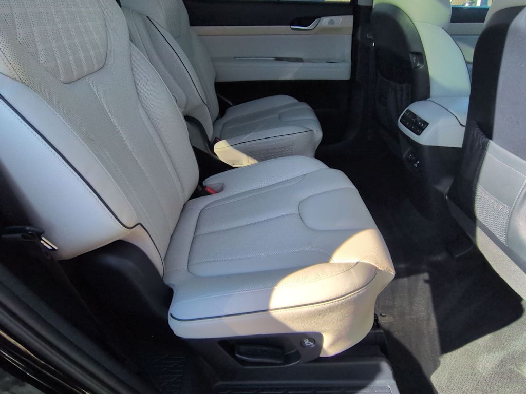 Thumbnail: 2023 Hyundai Palisade - 29