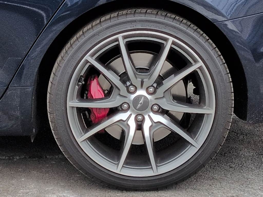 Thumbnail: 2019 Genesis G70 - 8