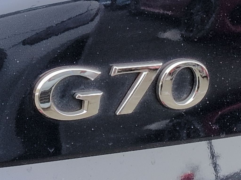 Thumbnail: 2019 Genesis G70 - 25