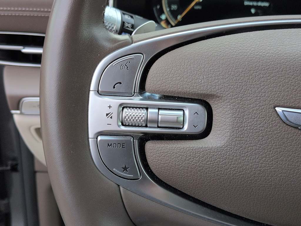 Thumbnail: 2023 Genesis GV80 - 31