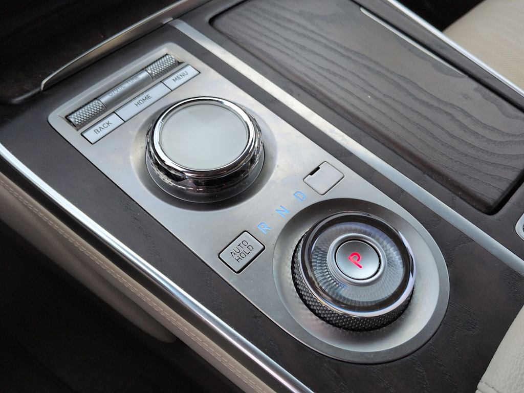 Thumbnail: 2023 Genesis GV80 - 37