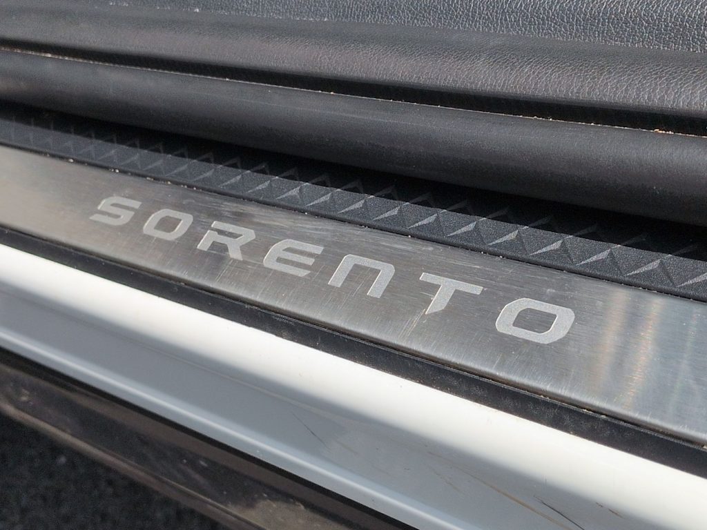 Thumbnail: 2023 Kia Sorento - 6
