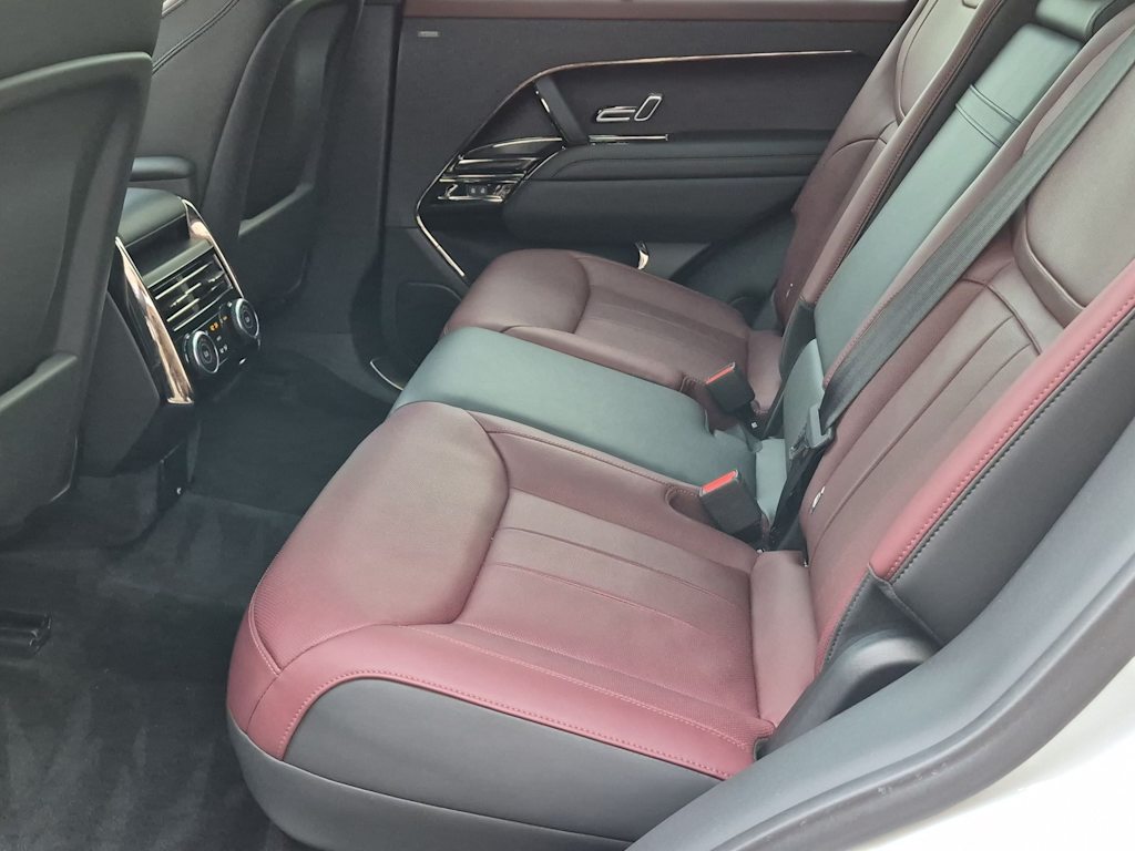 Thumbnail: 2024 Land Rover Range Rover Sport - 28