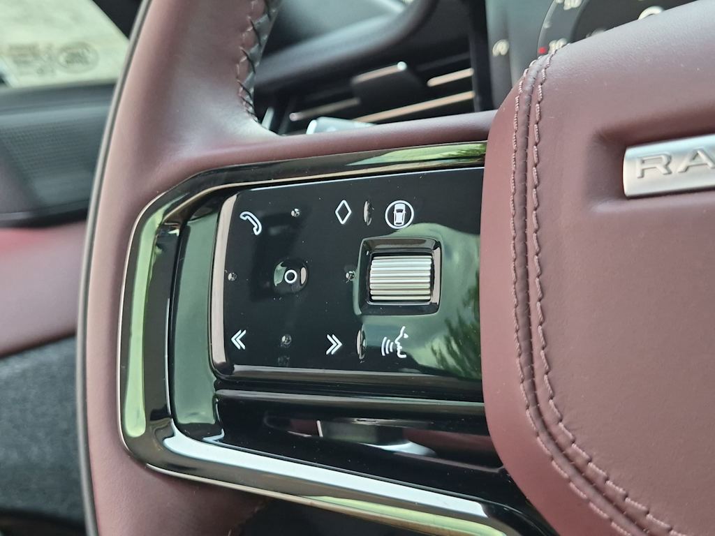 Thumbnail: 2024 Land Rover Range Rover Sport - 31
