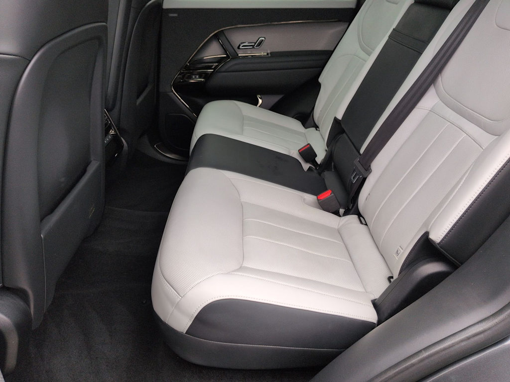 Thumbnail: 2023 Land Rover Range Rover Sport - 28