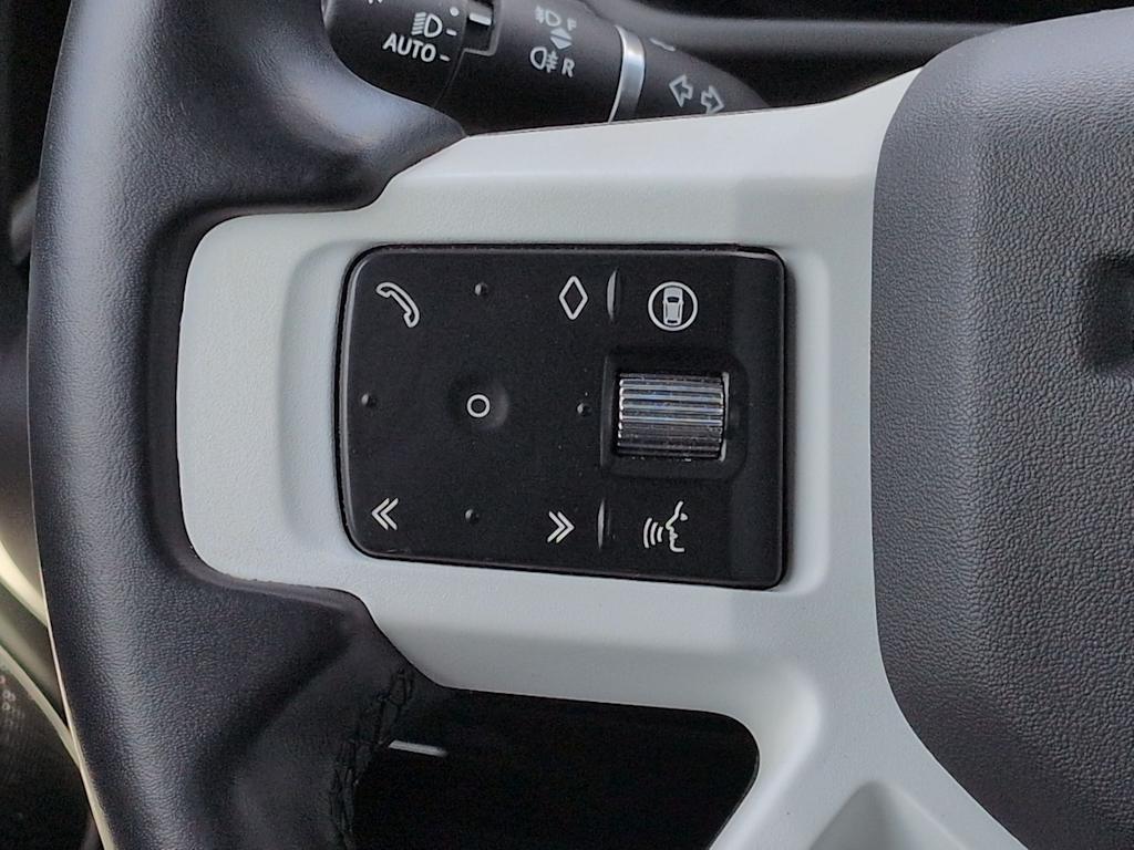 Thumbnail: 2024 Land Rover Defender - 32