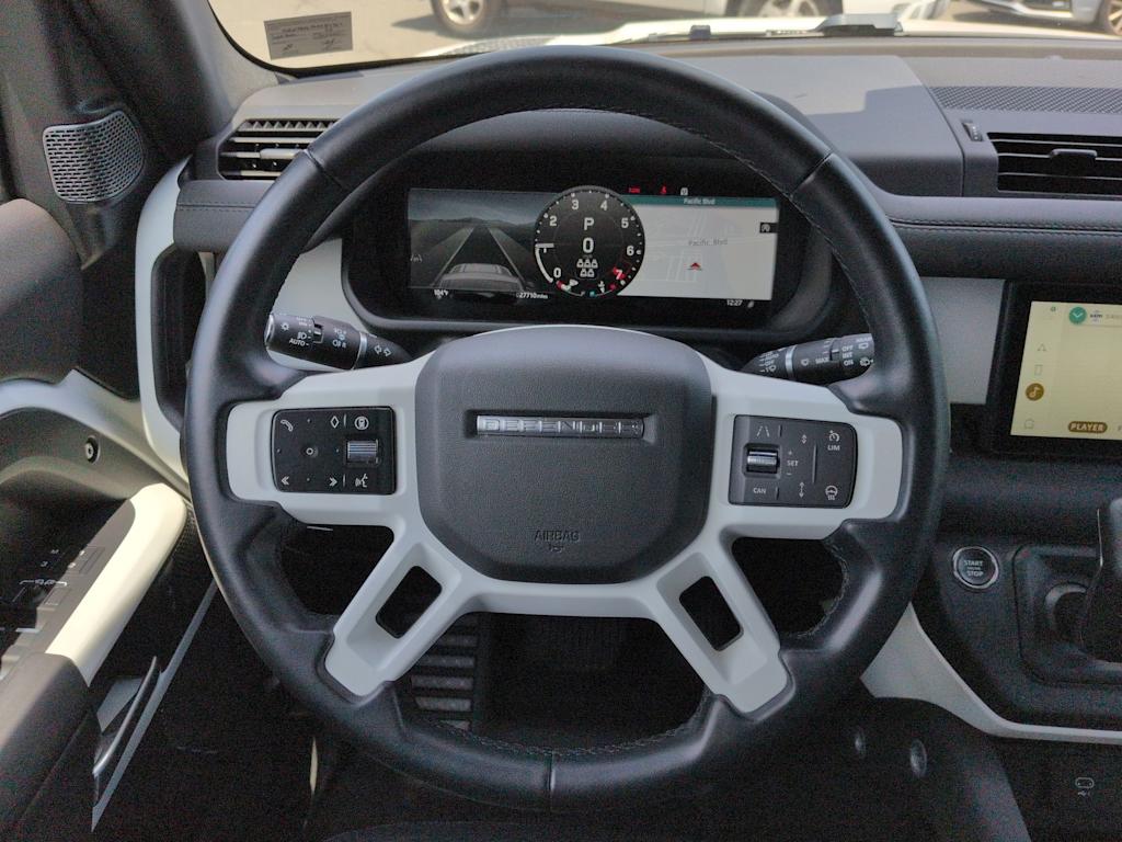Thumbnail: 2024 Land Rover Defender - 13