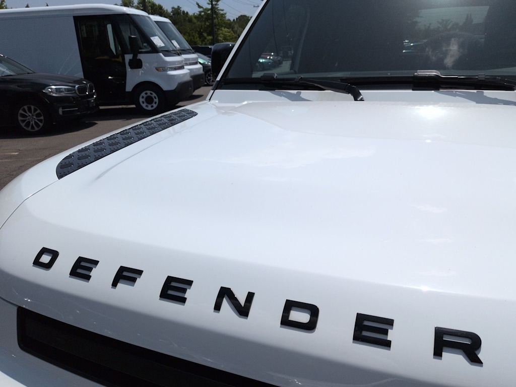 Thumbnail: 2024 Land Rover Defender - 26