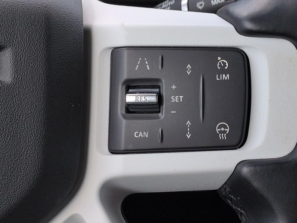 Thumbnail: 2024 Land Rover Defender - 33