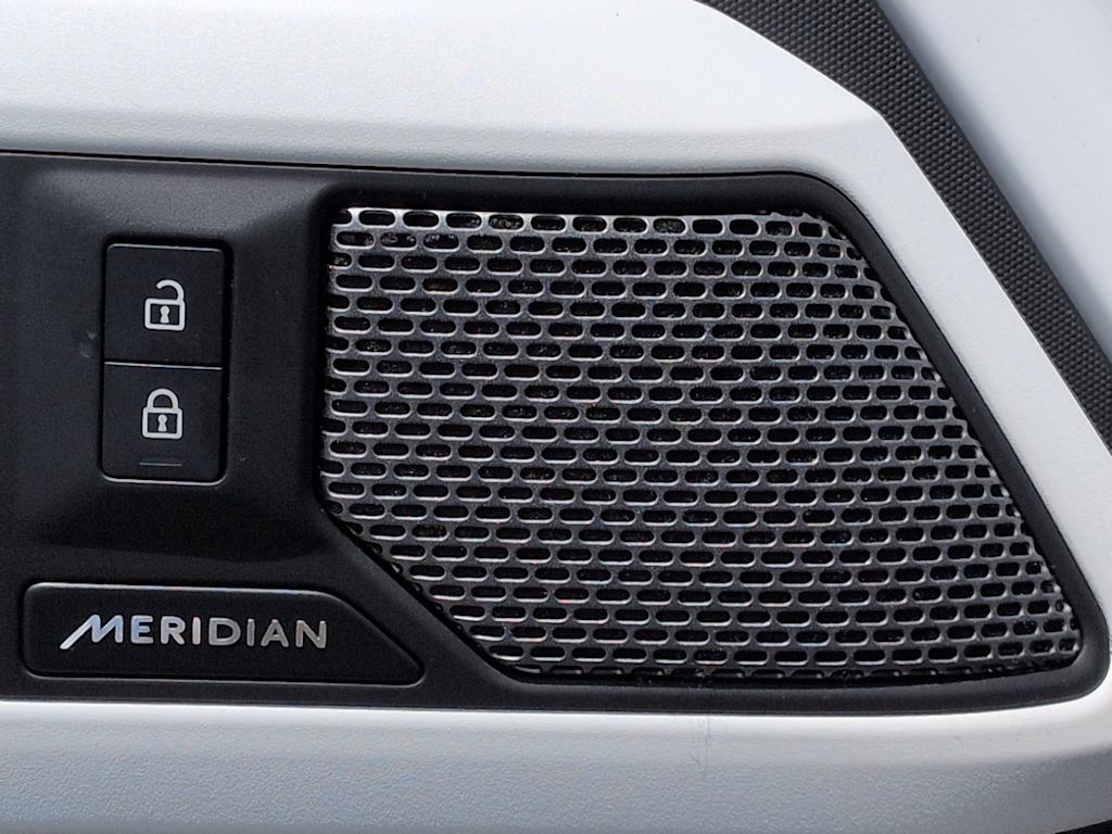 Thumbnail: 2024 Land Rover Defender - 36
