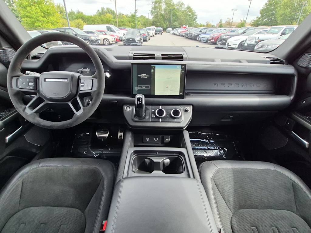 Thumbnail: 2024 Land Rover Defender - 9