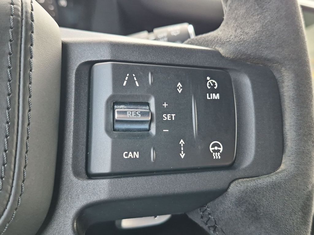 Thumbnail: 2024 Land Rover Defender - 33